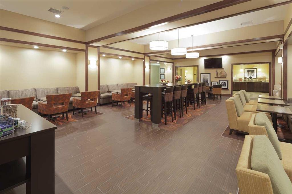 Hampton Inn Белойт Ресторан фото