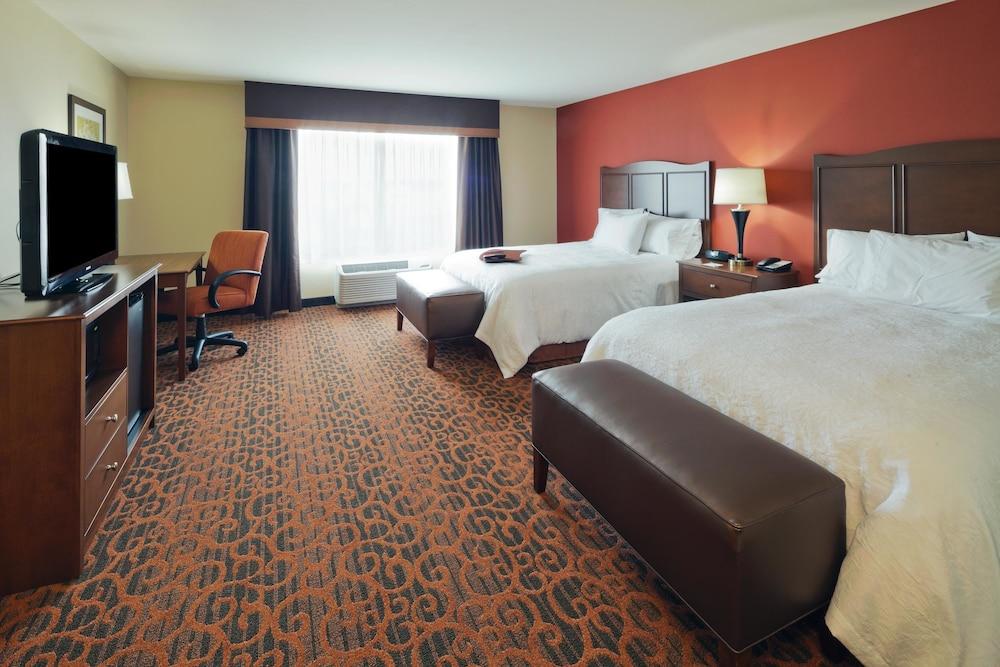 Hampton Inn Белойт Екстер'єр фото
