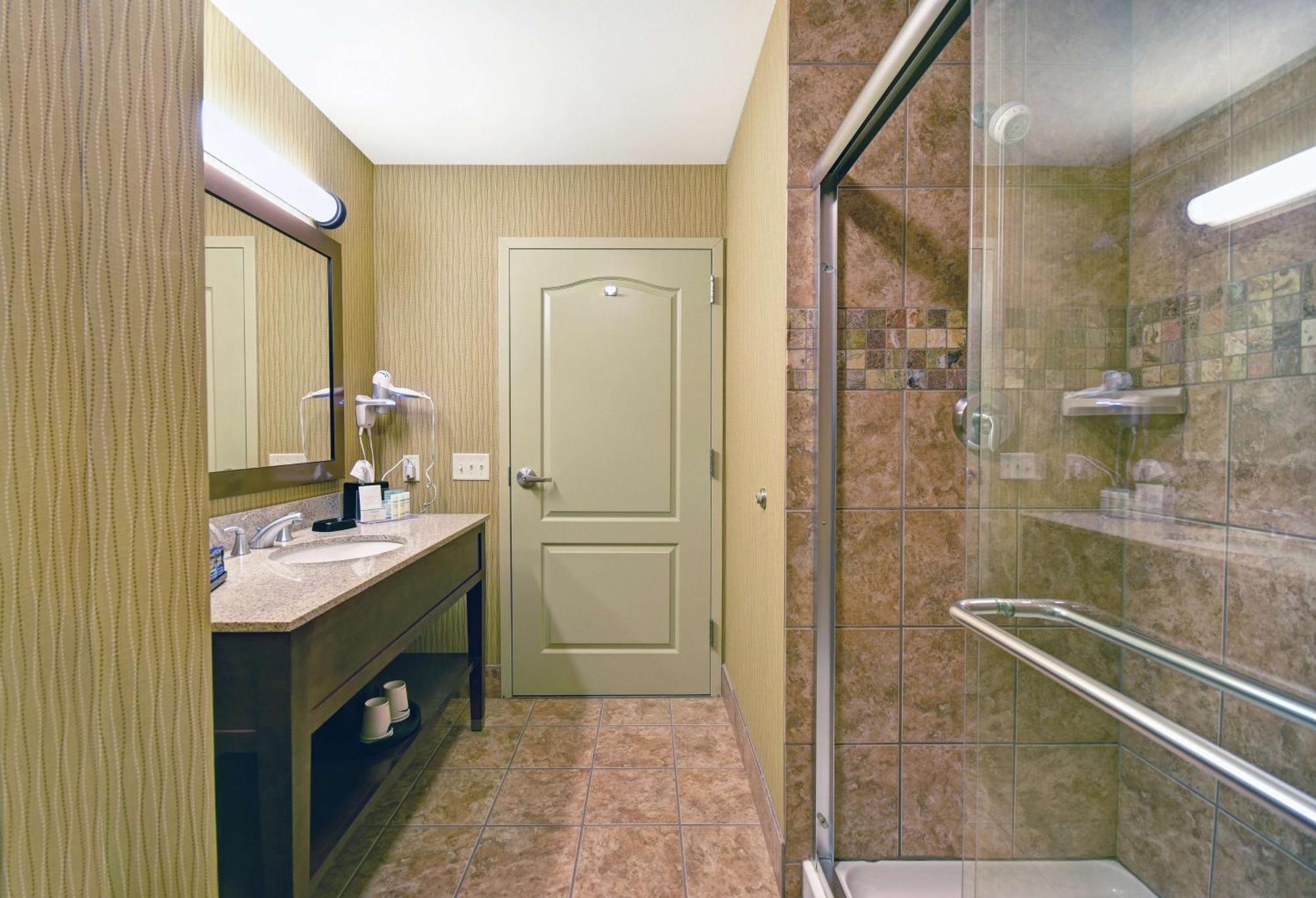Hampton Inn Белойт Екстер'єр фото
