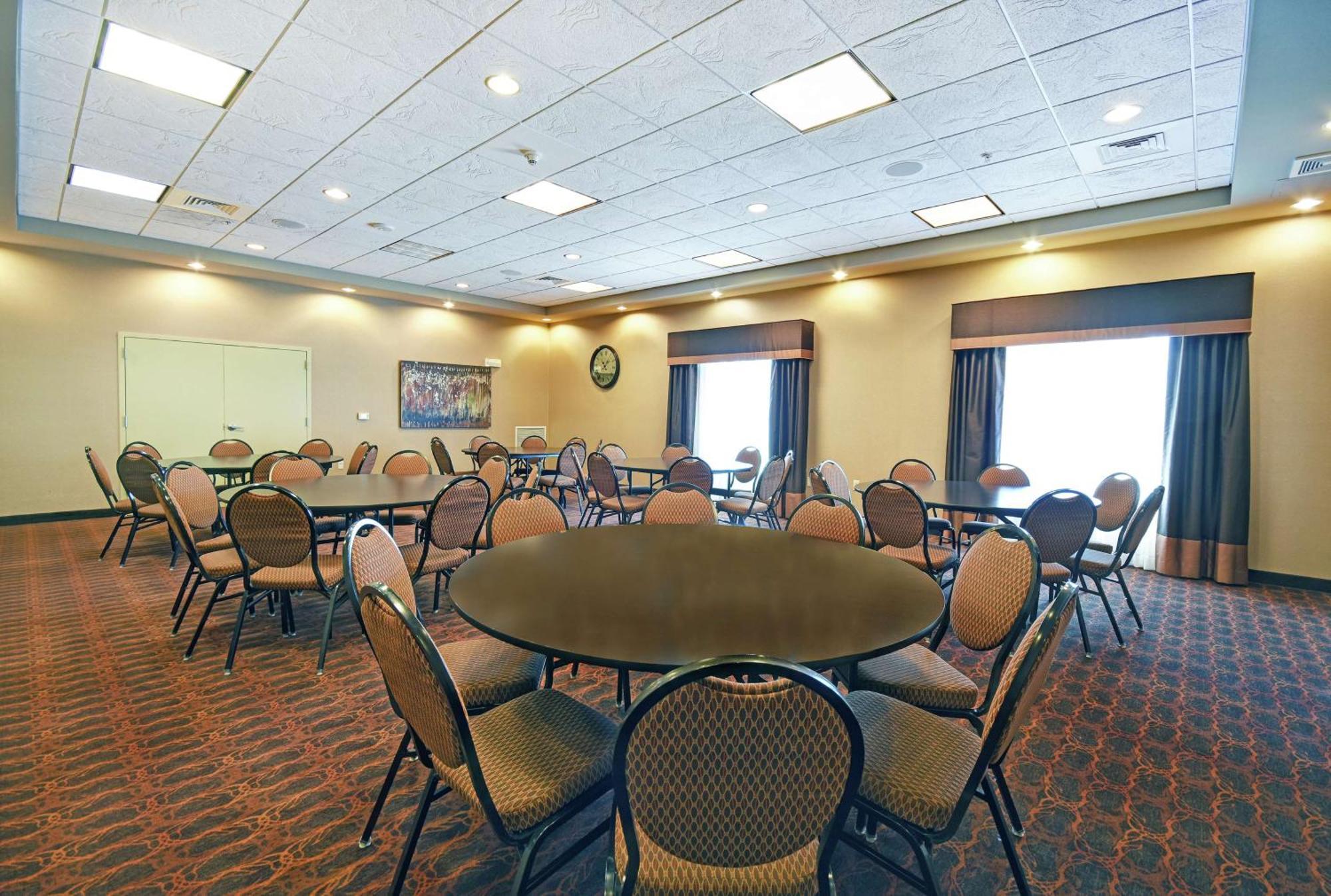 Hampton Inn Белойт Екстер'єр фото