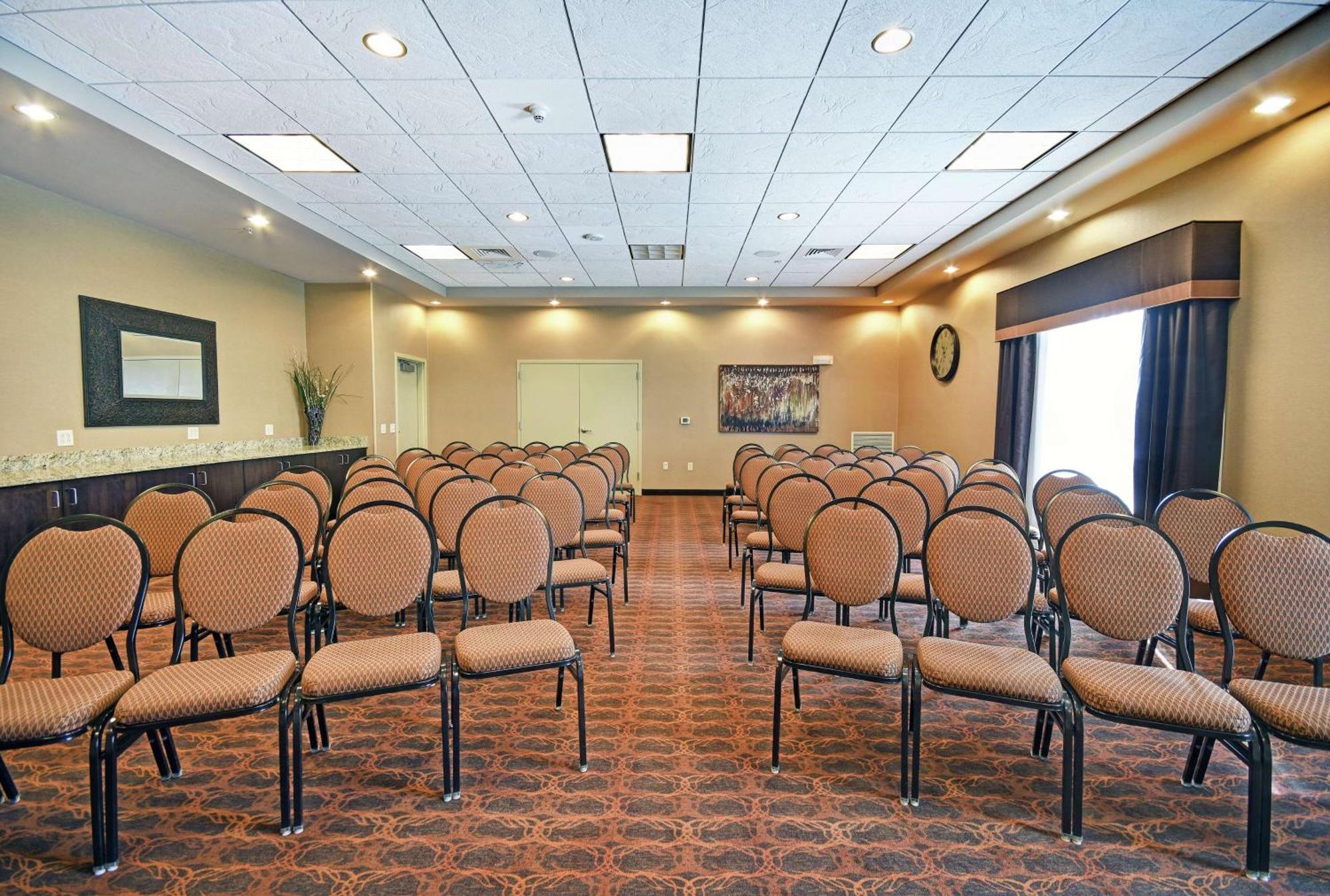 Hampton Inn Белойт Екстер'єр фото